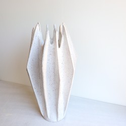 White Crown Ceramic Vase 