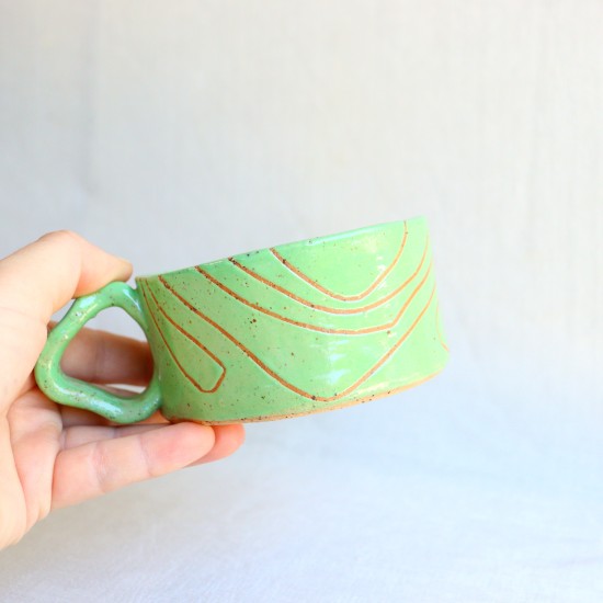 Fine line ceramic mug green