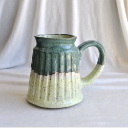 Δίχρωμη σκαλιστή κούπα