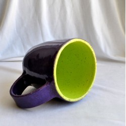 Rainbow line μωβ-λαχανί κεραμική κούπα