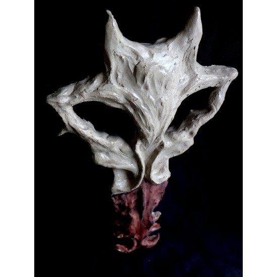 Horned Alien Dagger επιτοίχιο κεραμικό γλυπτό Horned Alien Dagger επιτοίχιο κεραμικό γλυπτό