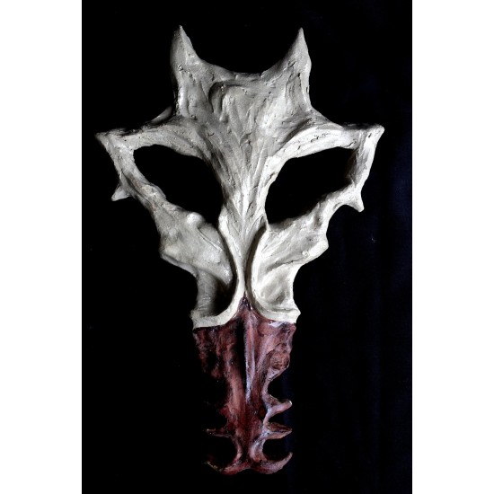 Horned Alien Dagger επιτοίχιο κεραμικό γλυπτό Horned Alien Dagger επιτοίχιο κεραμικό γλυπτό