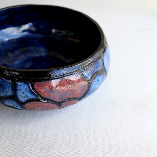 Reptile Carvings ceramic bowl