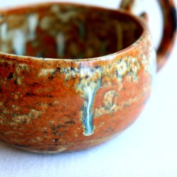 Amber ceramic mug 