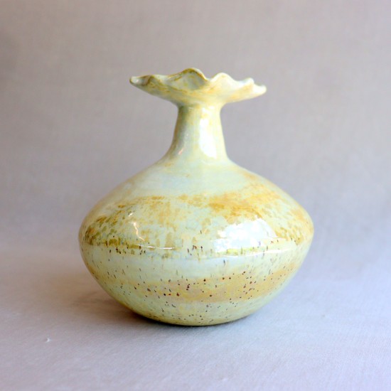 Sunbeam ceramic vase